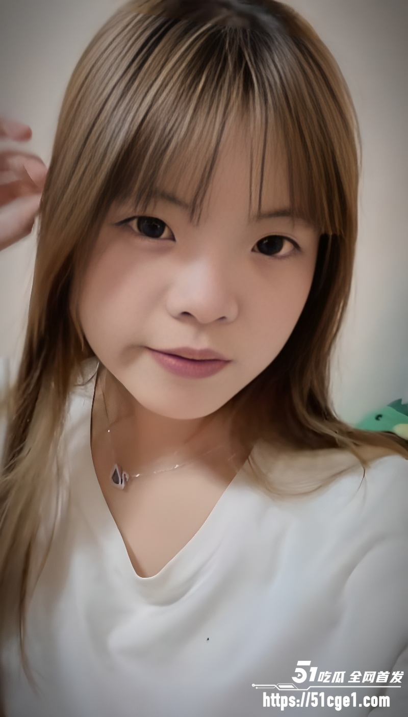 金发小网美肉包性爱视频 2