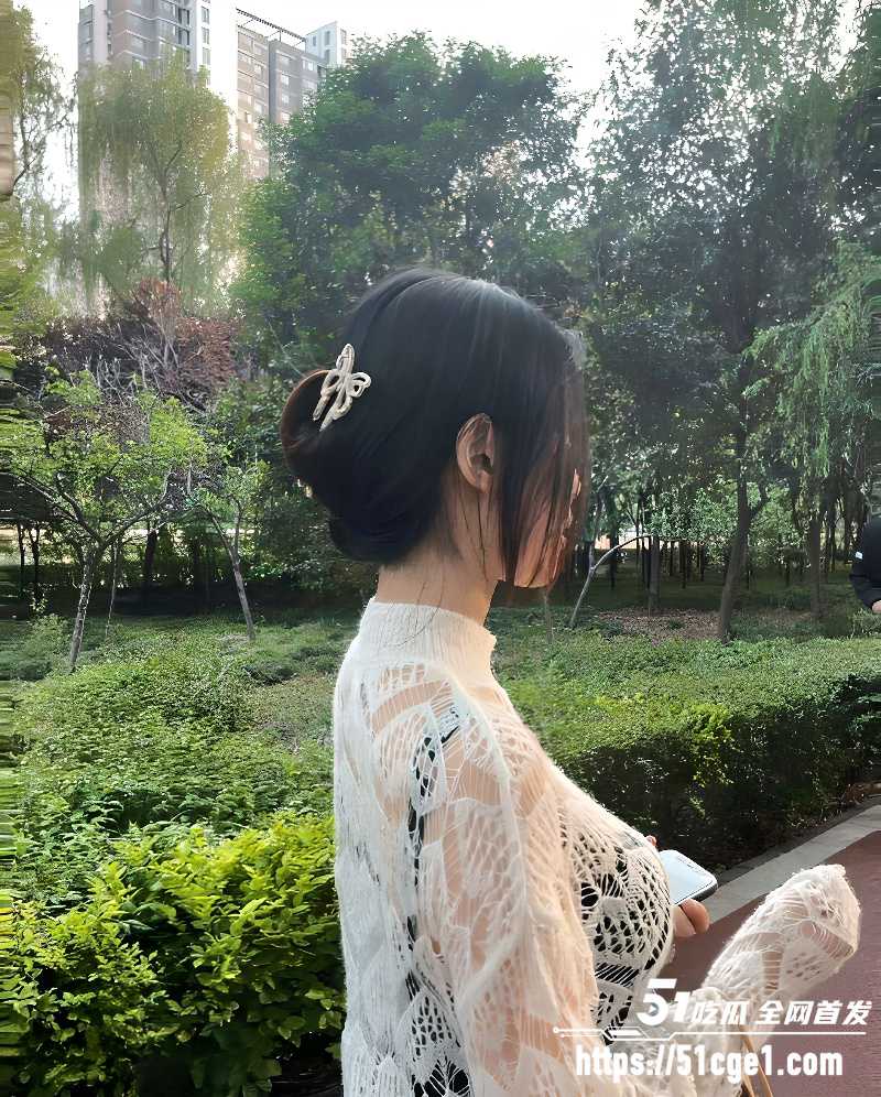 反差名媛 秋米酱 主动献身勾引富二代 4