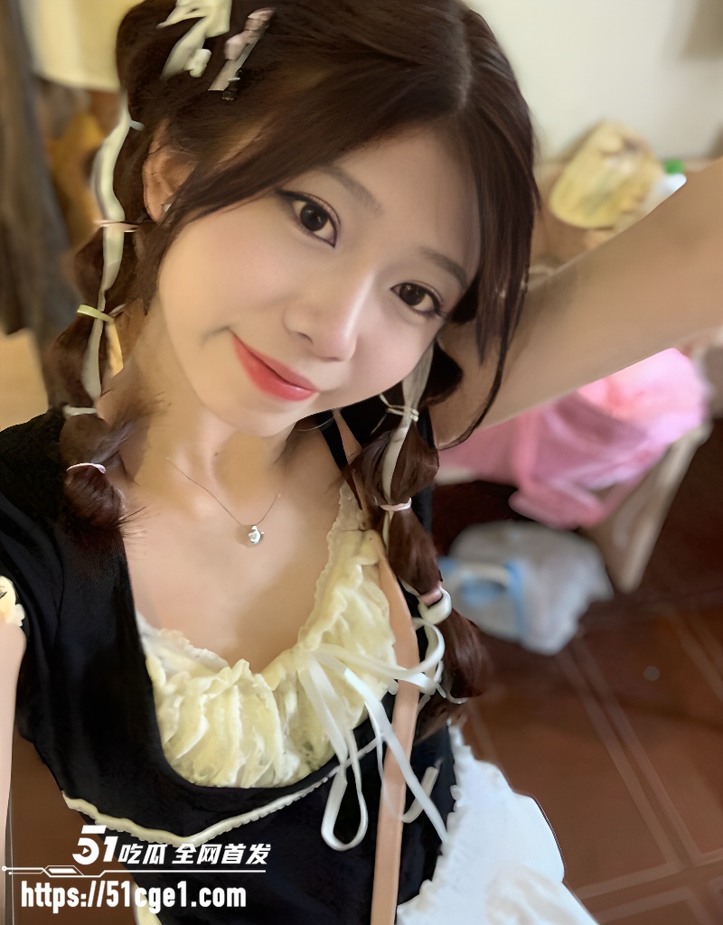 清纯甜妹露脸自慰私拍2