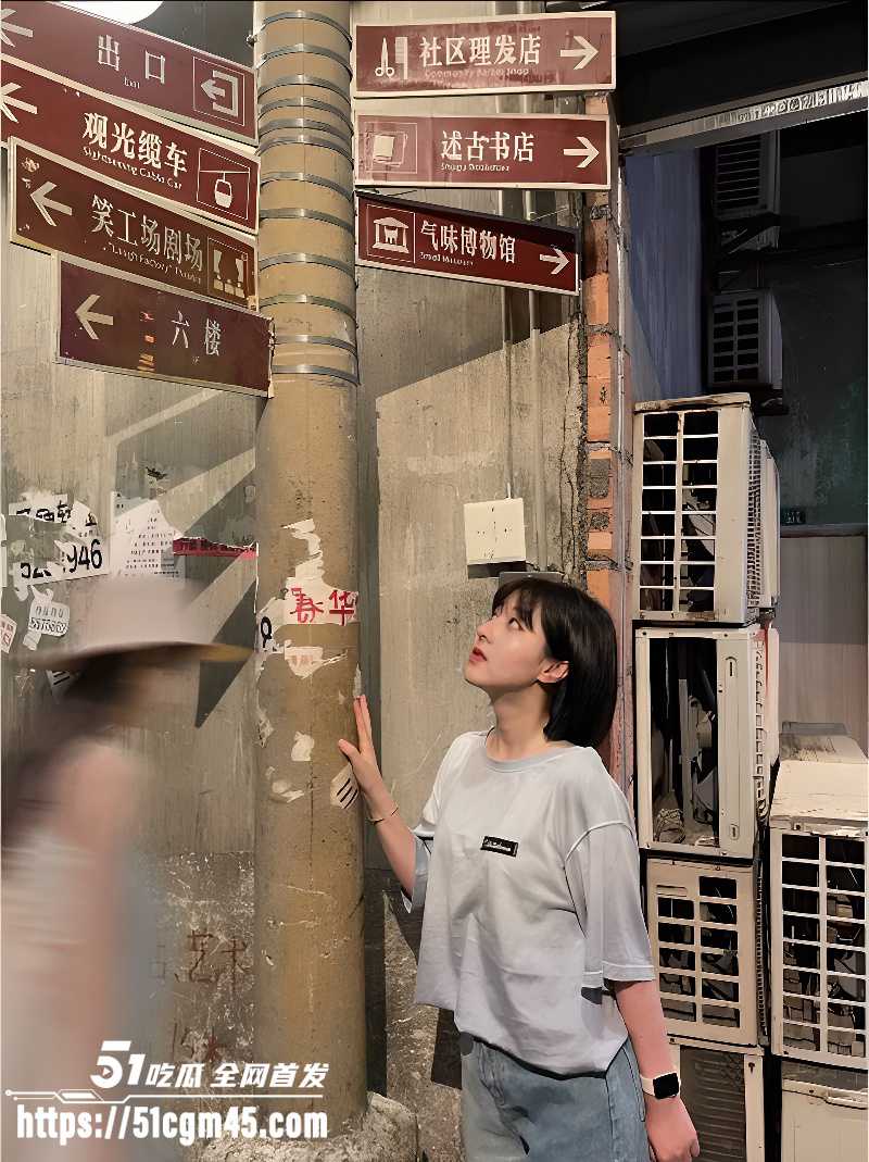 前男友曝光风骚女友 口交服侍骑乘后入多体位狂欢 全程露脸实录 上演淫乱肉欲盛宴！