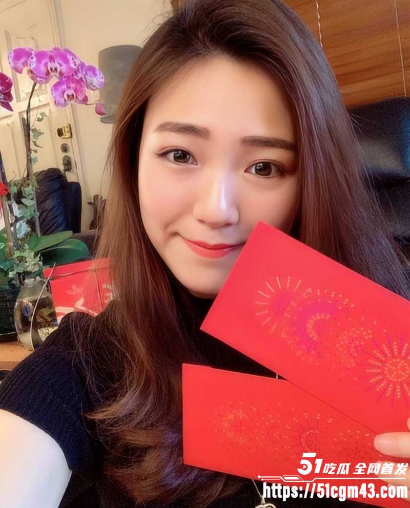 别以为老师有多高贵 私下竟是喝主人圣水的骚婊母狗 跪舔求尿超淫贱