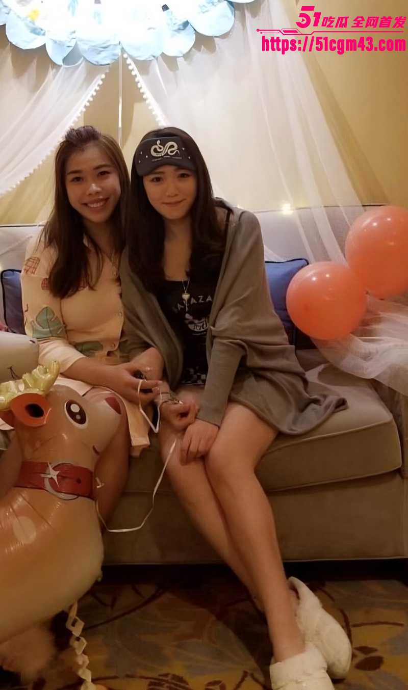 女教师出轨被调教喝尿03