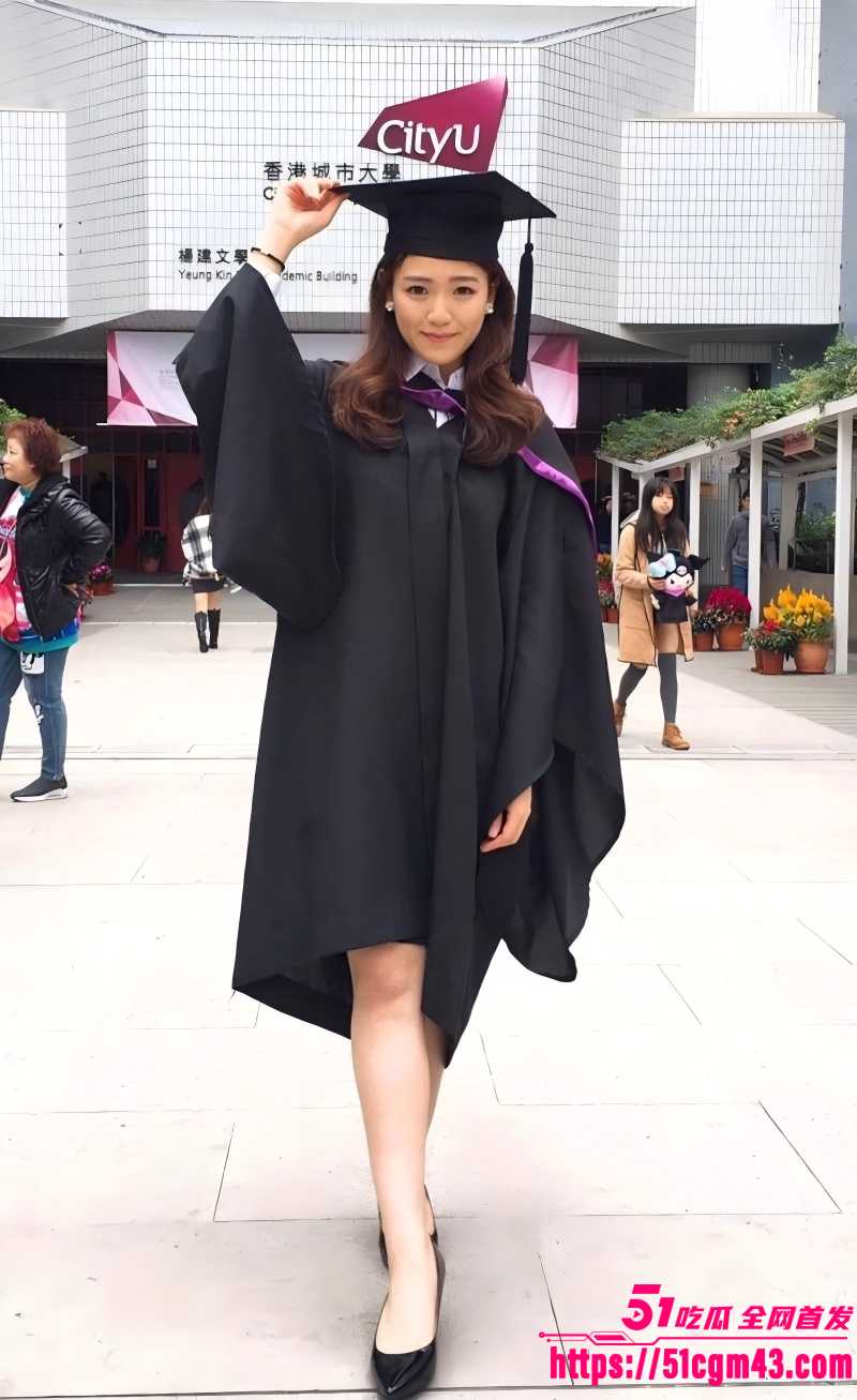 女教师出轨被调教喝尿04