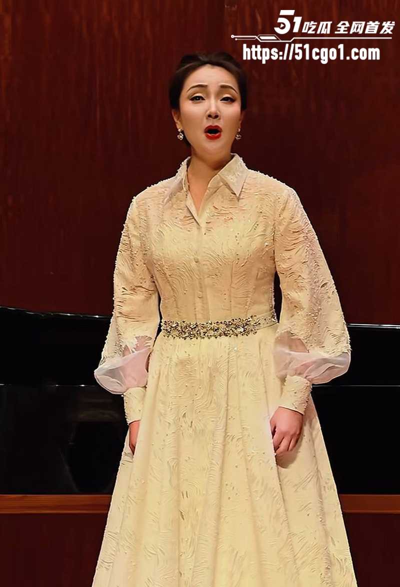 上海音乐学院年轻的女教授许洁陪睡事件曝光4拷贝