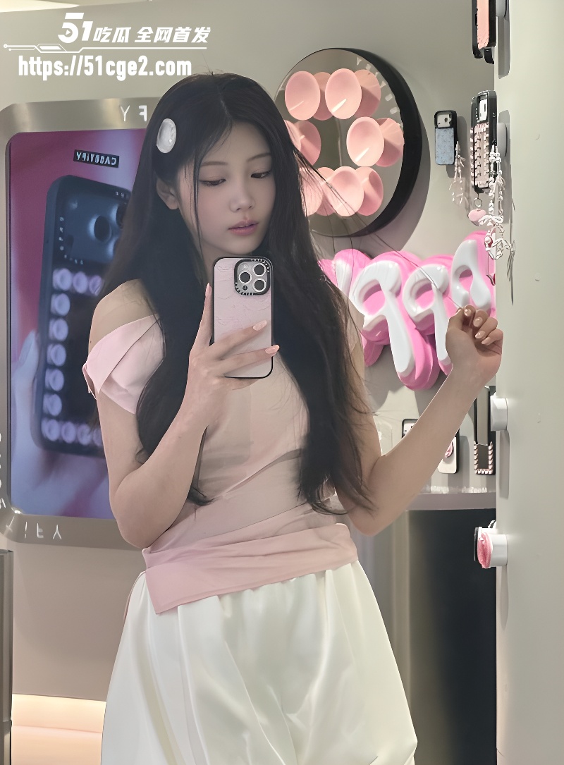 韩国ILLIT女团成员李沅禧性爱视频03