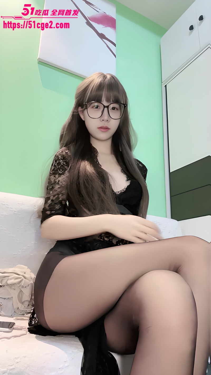 反差眼镜妹 鹿可 淫欲挑逗 精准掌控每一次高潮边缘 带你体验极致寸止快感！