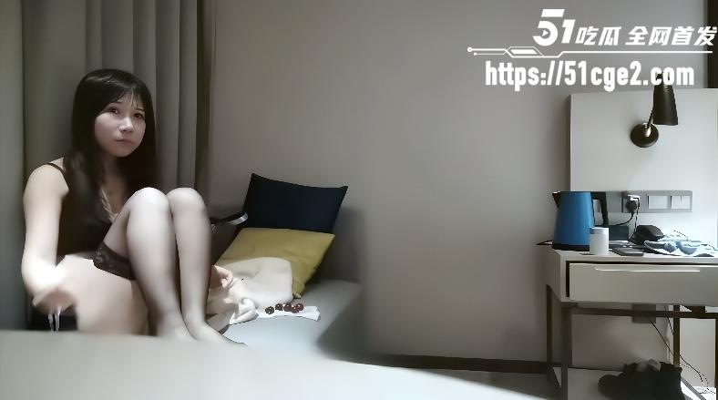探花文轩 约炮极品淫娃 黑丝短裙尽显淫靡 最后主动口接浓精爽感爆棚！
