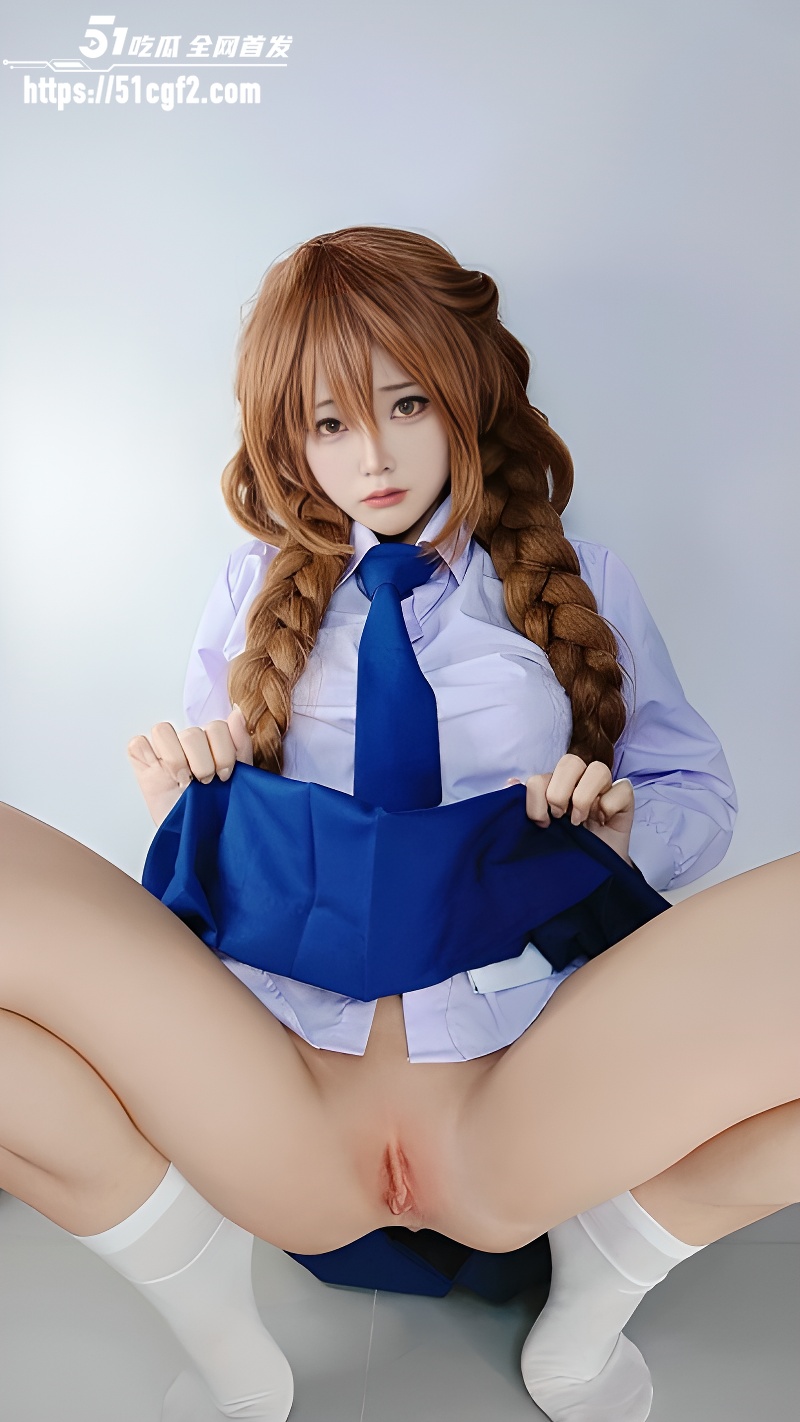 泰国巨乳萝莉 亚美星 自慰福利 cos双马尾JK学生 2