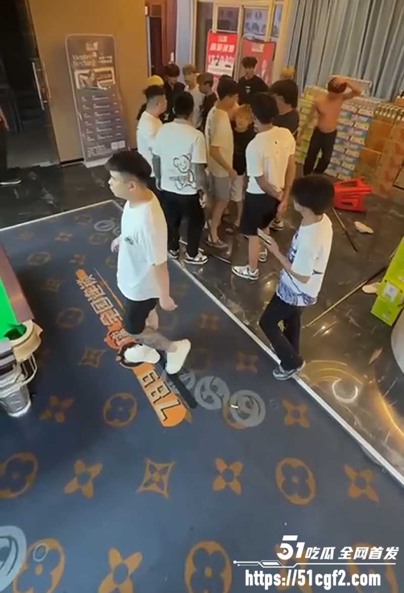 湖南永州道县789台球室冲突视频流出 5 拷贝