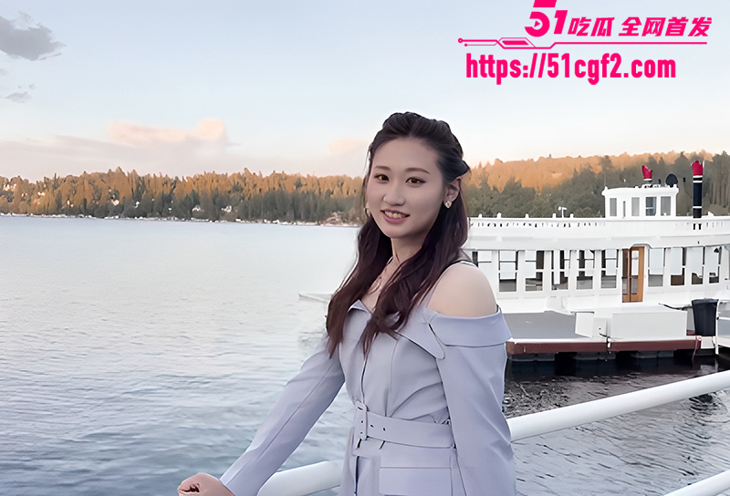 天真留学生 林千夜 约炮VLOG 白丝淫装索吻缠绵 扛腿爆操浓精内射 骚叫好烫！