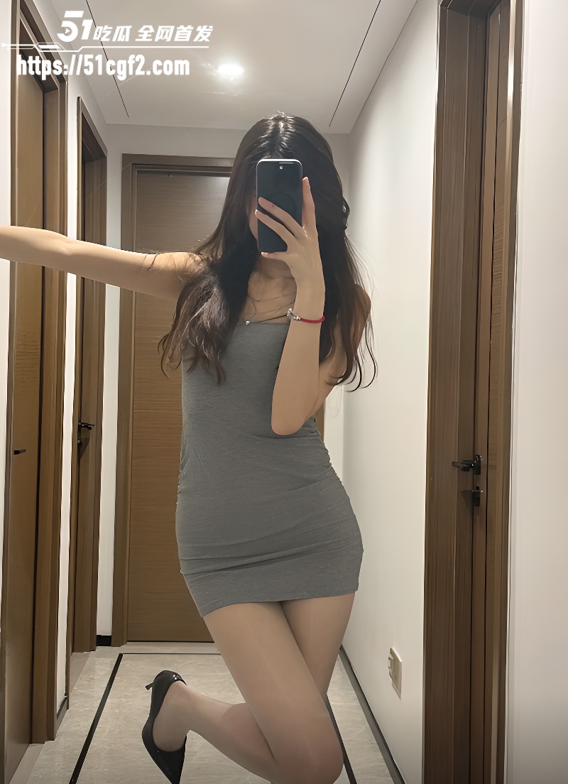 绿帽男友邀约单男爆操女友 3