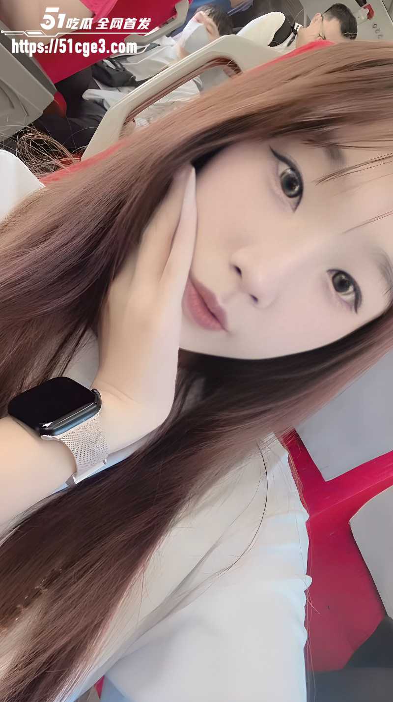 抖音小网美 玉皇蕃薯 自拍视频 顶臀扭胯勾人欲望 前凸后翘扭得超骚！