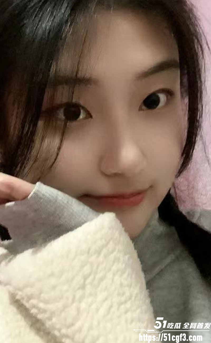 安徽美女大学生 庞静 被男友曝光私拍 敏感体质皮肤超棒 骑乘榨精沉浸欲望之中！