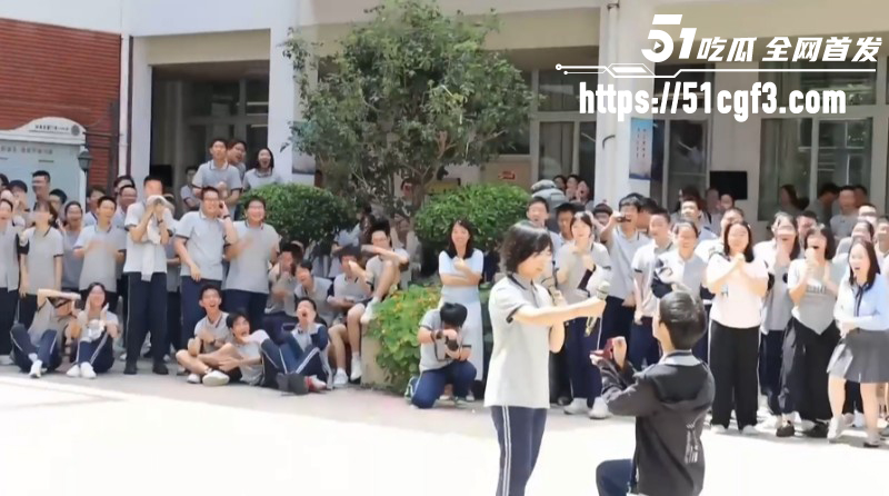 厦门第一中学赵梓牧向女友求婚02