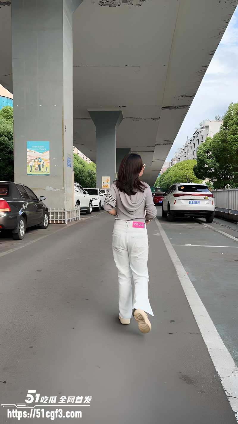 贵州六盘水小夫妻性爱自拍 良家妹毛逼榨精小奶浪叫 玩的就是真实