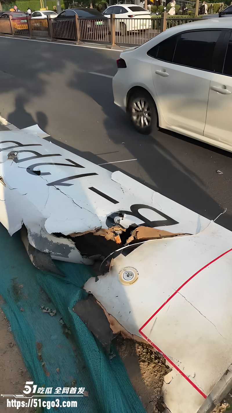 北京中国尊 小型飞机撞击事故！ 8