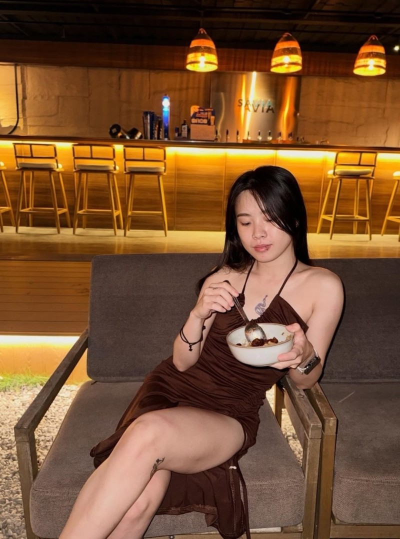 熟女网红 小奔 早期下海视频流出 4