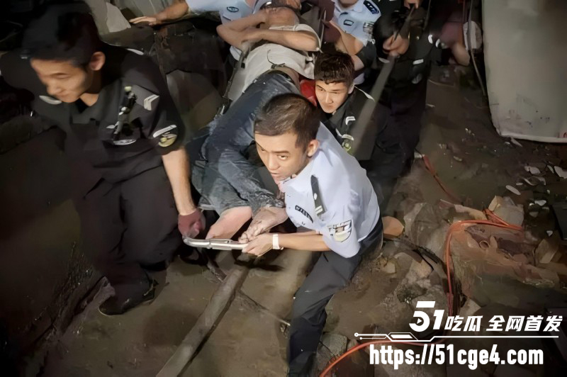 温峤派出所所长蒋辉华带手下集体嫖娼06