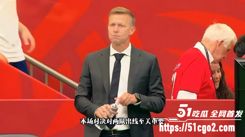 加拿大6比0狂胜卡塔尔04