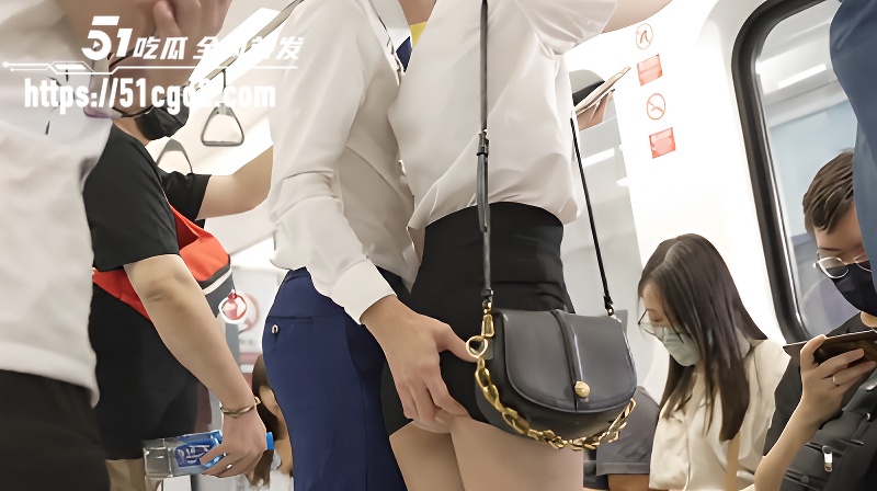 OL女神 林嫣 遭遇电车痴汉 3