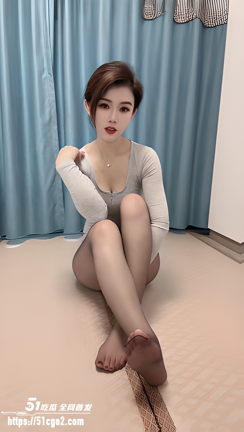 抖音网红 茗茗baby 付费定制福利 户外舔屌蹂躏蜜穴 揉胸掰穴任由君来！