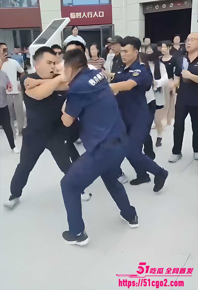河北邢台楼盘保安围打业主 爆发群体冲突 多人受伤昏迷倒地 各方说法矛盾重重！