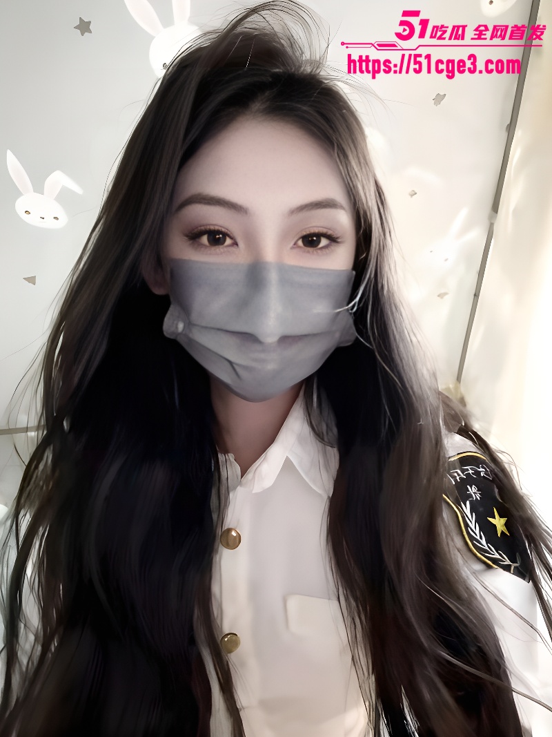 抖音网红 亲亲小渝 一对一裸聊视频流出 玉足挑逗诱惑不断 掰穴自慰尽显浪荡
