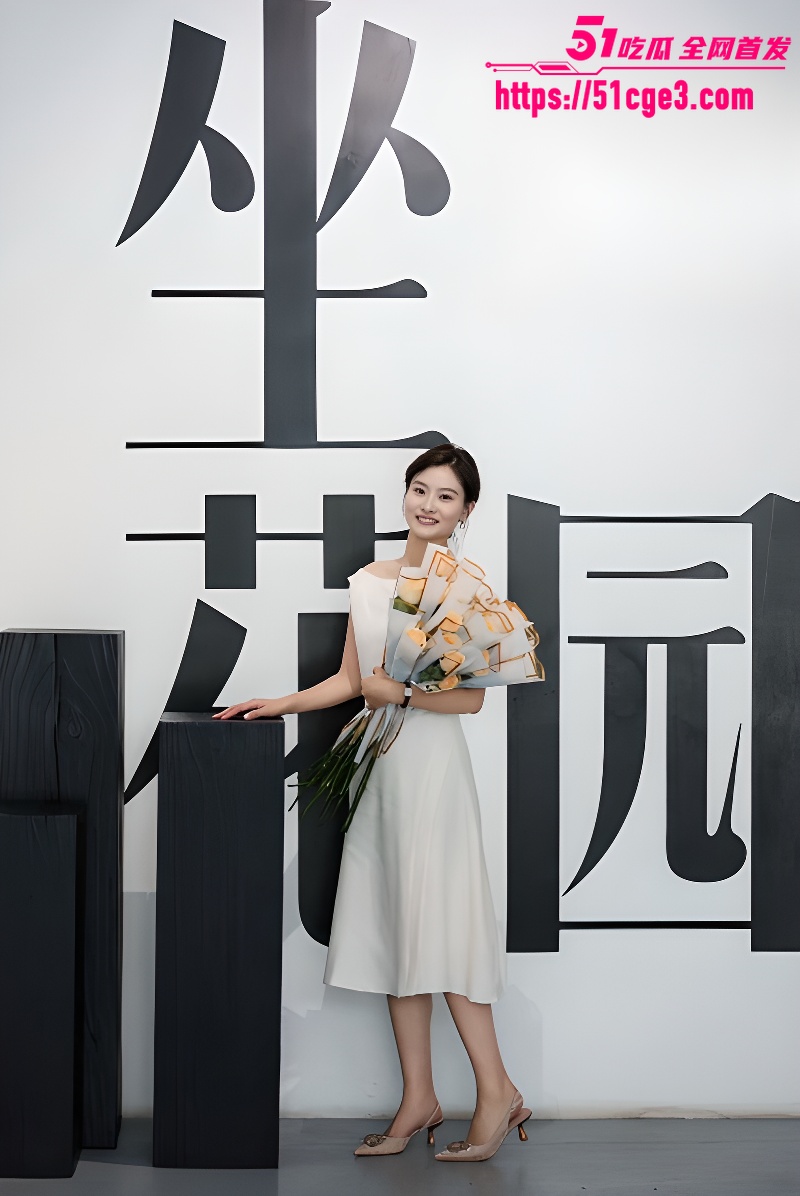 宁波太平人寿保险员 陈沿熙 绿帽极致玩法 女友被轮奸猛操男友全程录像