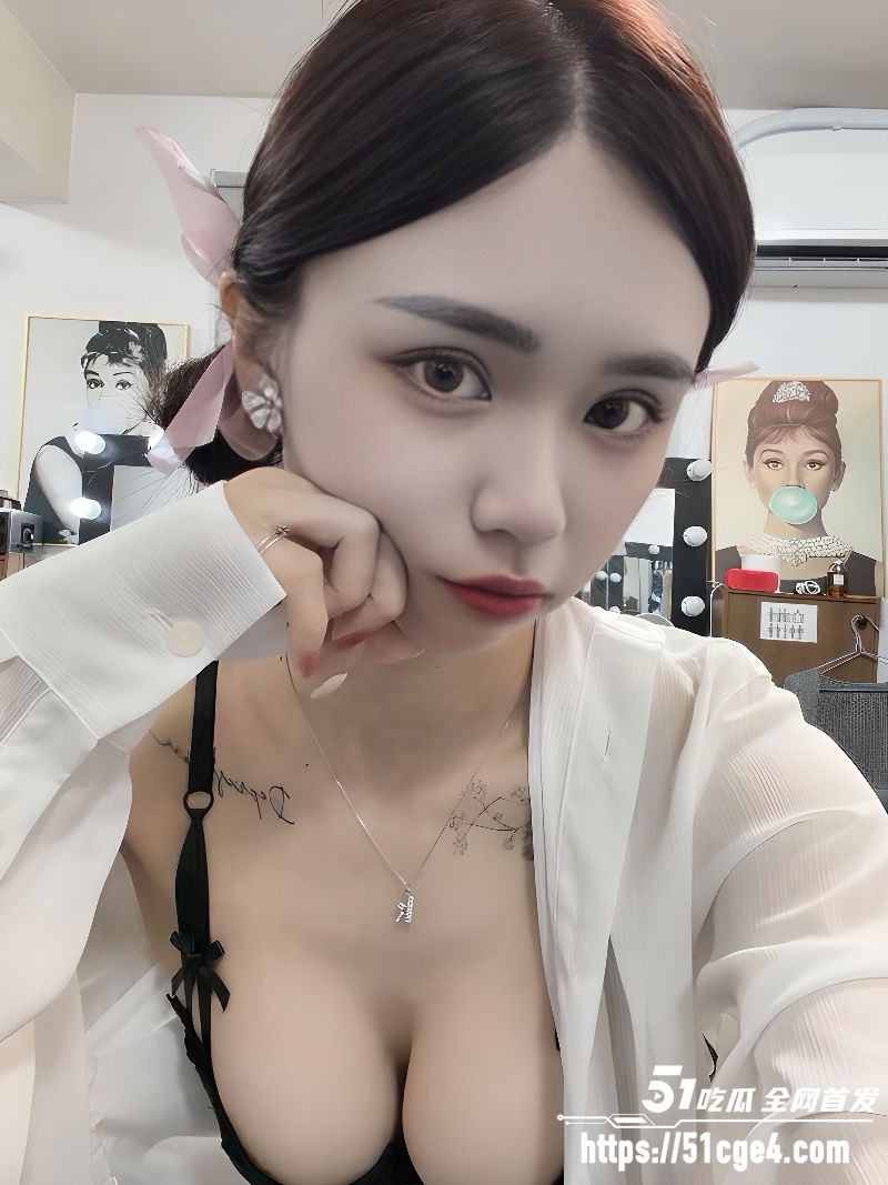 网红纹身妹 我有KK 性爱视频 2