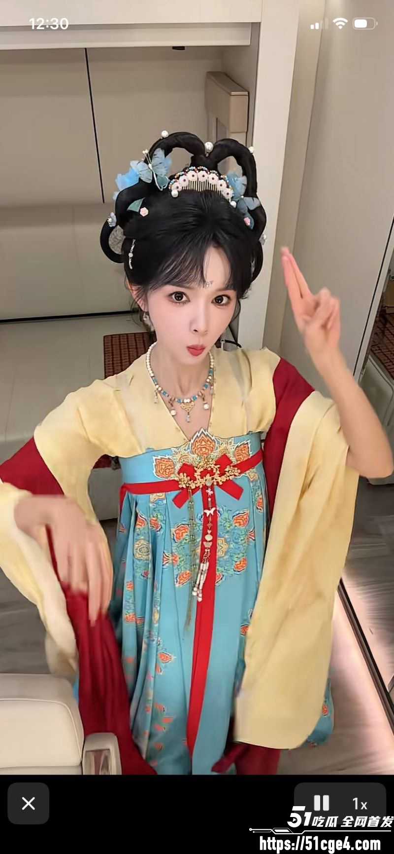 短剧顶流刘念横店接吻陈添祥曝光 5
