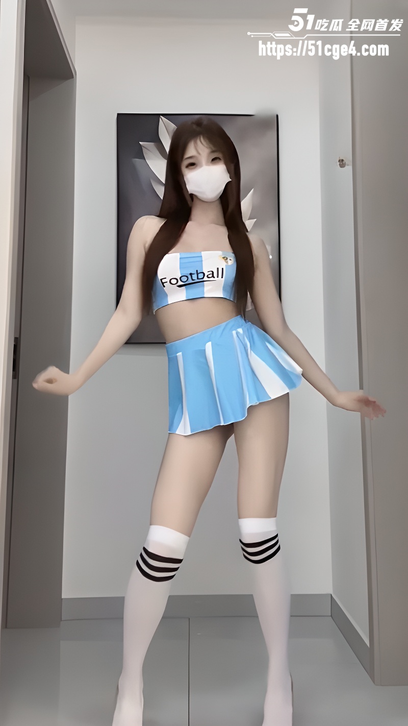推特大学生 纯爱小朵 6月裸舞合集 搔首弄姿身姿妖娆 仰视粉穴自慰狂插不止！
