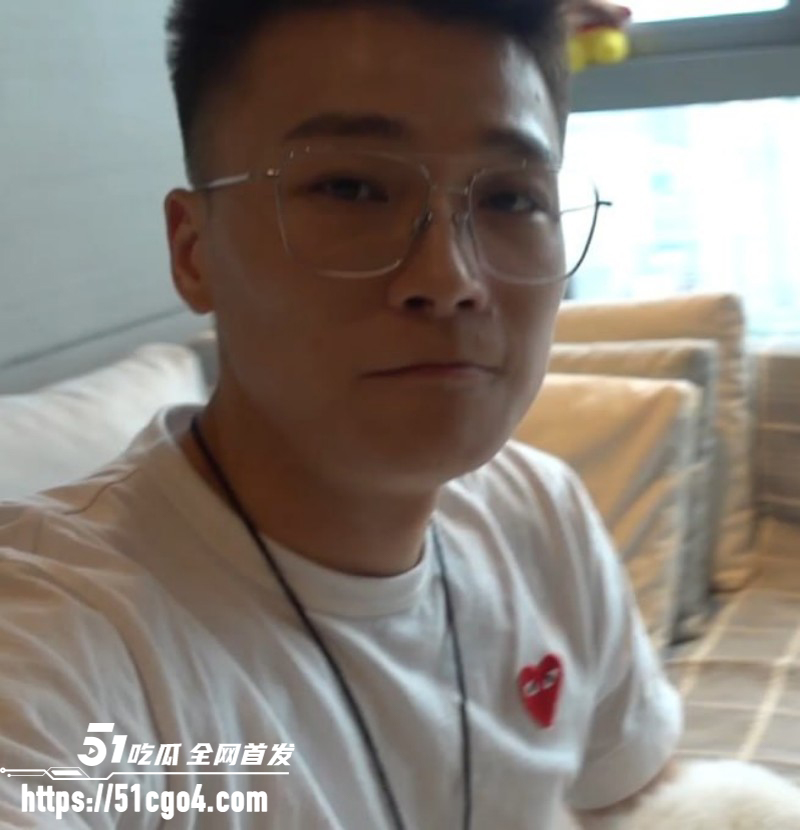 抖音网红密子君谈鹏复合09