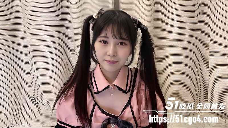 乃木坂46成员 希娜酱 21岁萝莉双马尾出镜 双视角记录大屌内射白虎穴过程！