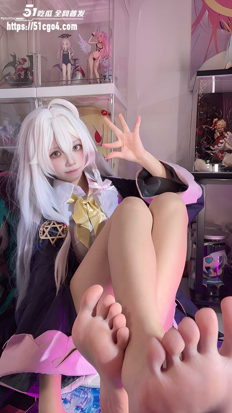 二次元福利姬 白栎Shirly cos魔女伊蕾娜 2