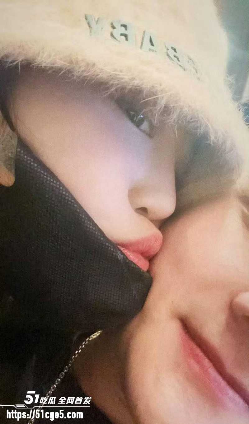 司晓迪曝光鹿晗关晓彤恋爱期间多次约炮020