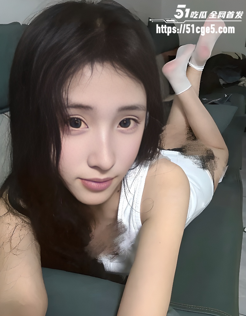 抖音网红 张人o 最新福利私拍 宿舍自慰蜜穴展示 表情妩媚身材完美