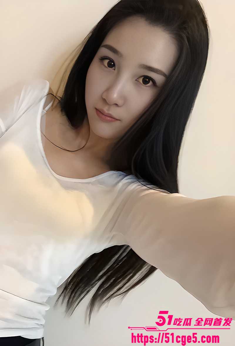北京高颜值甜妹刘婷性爱视频曝光 3 拷贝