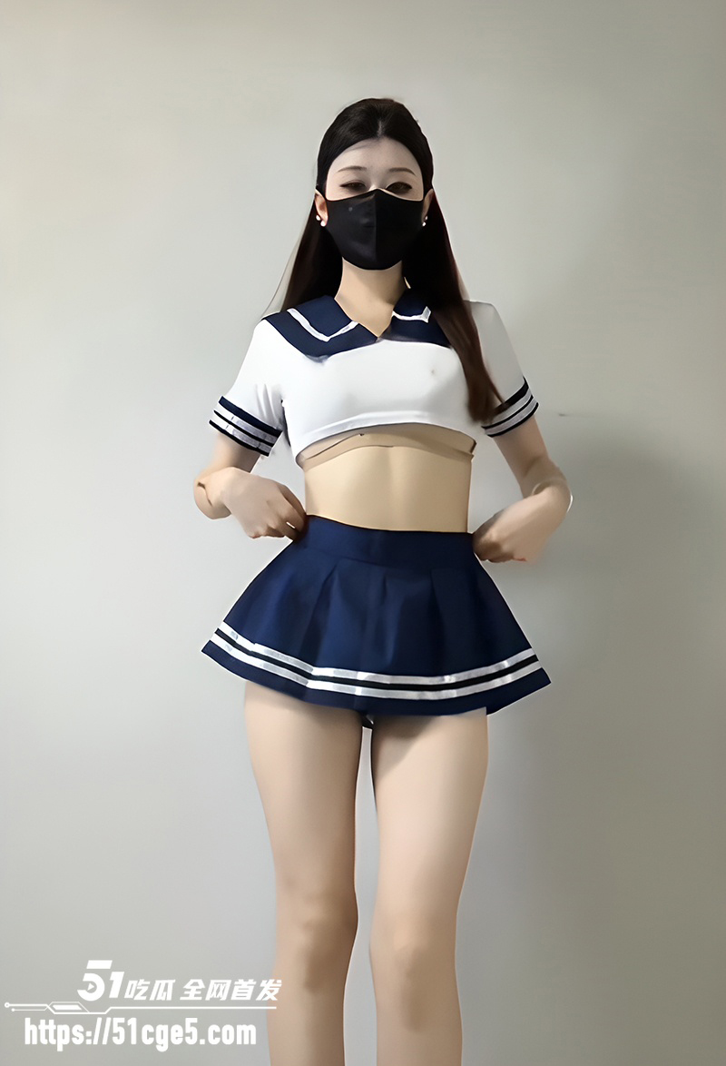 快手福利面条纤细妹子一只美羊羊狗链裸舞视频合集6拷贝