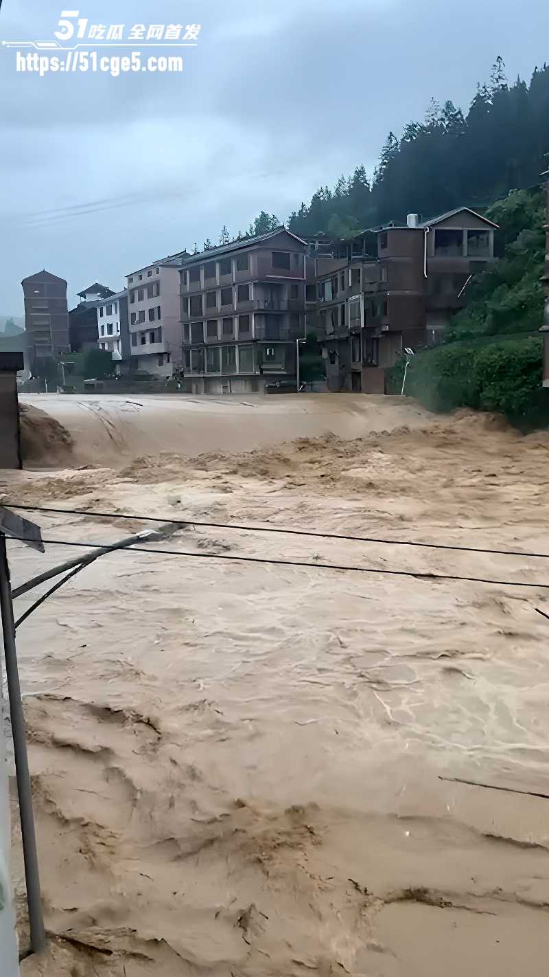广西遭遇百年罕见洪水 13