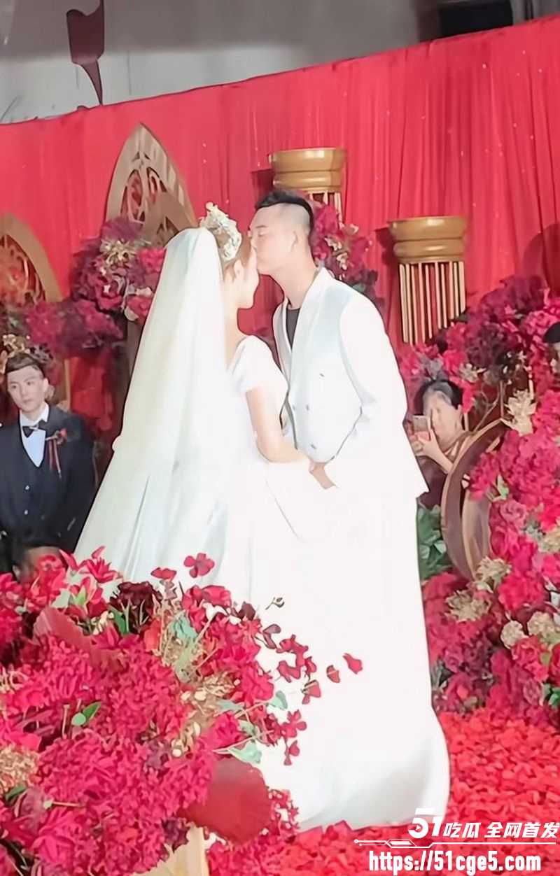 巴扎黑380万彩礼娶妻离婚净身出户3