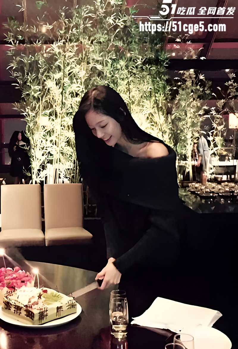 王一博綦美合隐婚曝光 10 拷贝