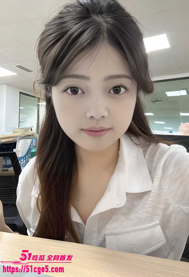 长春甜颜少女 郝思嘉 跪舔骑乘大奶狂甩 窒息性爱俏脸红紫 骚魂觉醒堪称淫犬
