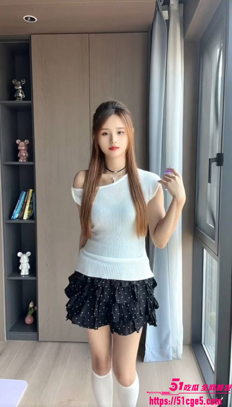 抖音百万网红胡一刀狂睡兄弟老婆新月 16