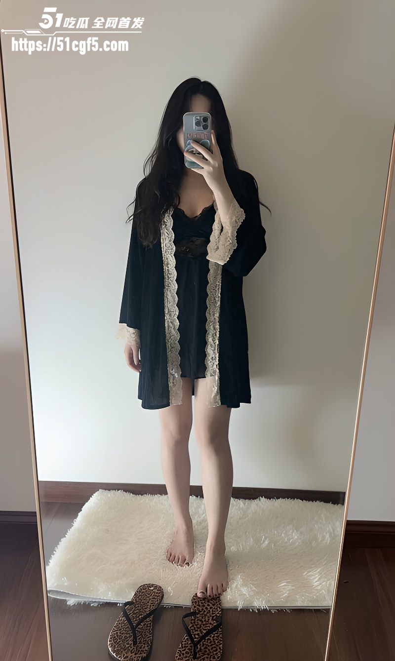 老公查手机发现老婆聊骚出轨 12