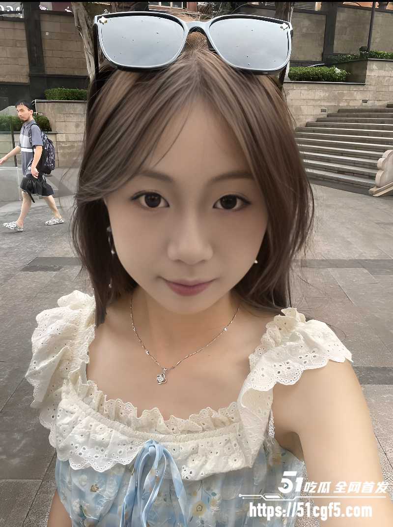 山东青岛白虎妹 秦芊慧 性爱自拍 男友调教深喉吃鸡 美腿大开爆操抽插 骚劲十足