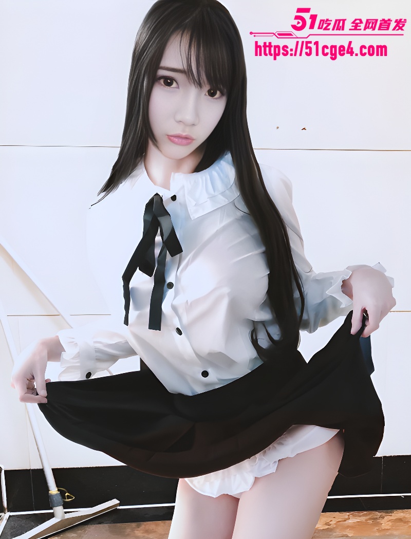 极品大奶妹 萌汁酱 私拍福利 身材火辣曲线玲珑 按摩棒轻擦私处画面养眼勾魂！