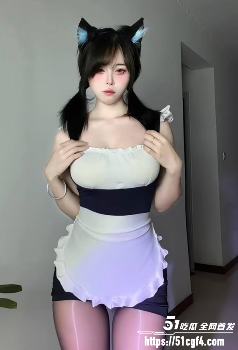 高挑爆乳网红团老师跳情趣淫舞送自慰福利6拷贝