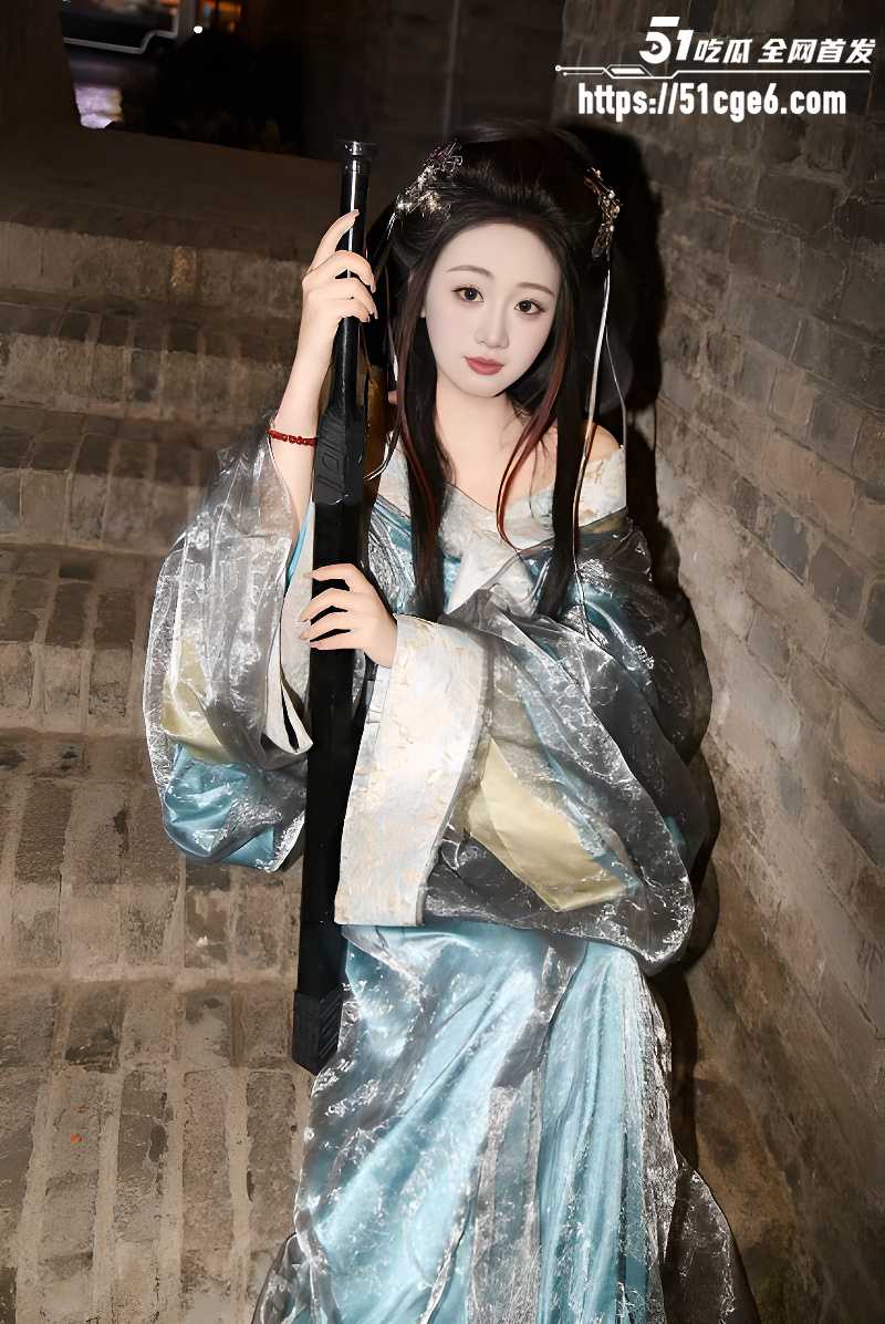 极品舞蹈老师 穿着汉服与金主无套做爱 1