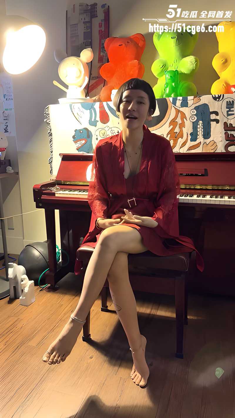 纹身模特兼画家娜娜 8