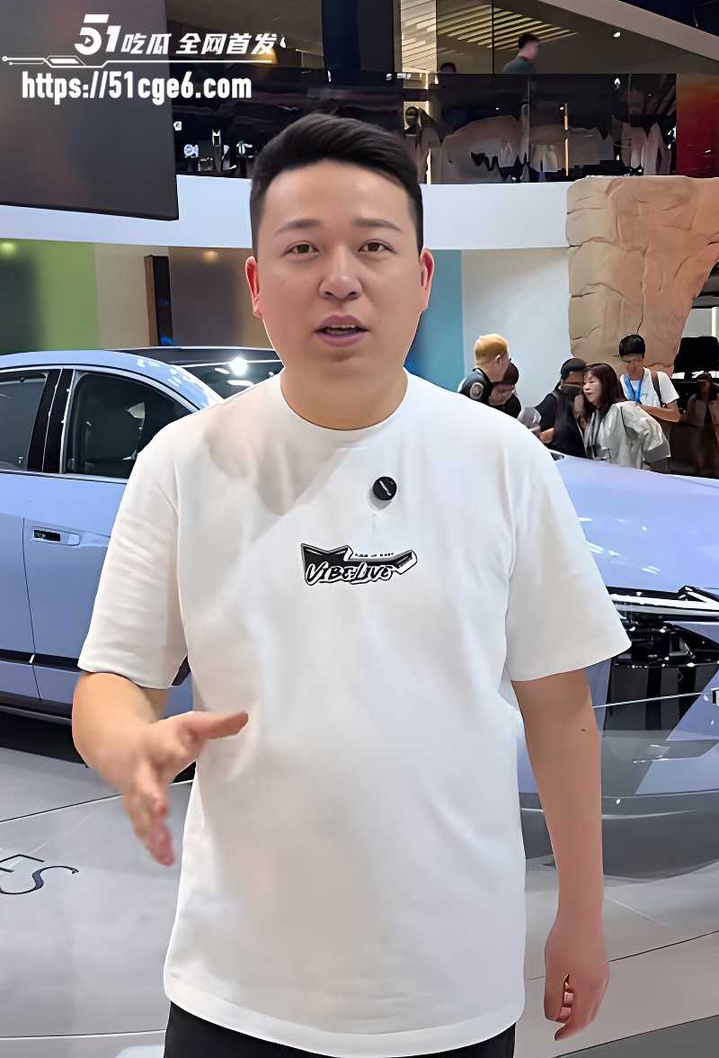 顶流车评网红 懂车大伟 被曝出轨女儿老师 离婚抛妻甩锅债务 黑丝偷情视频炸翻全网